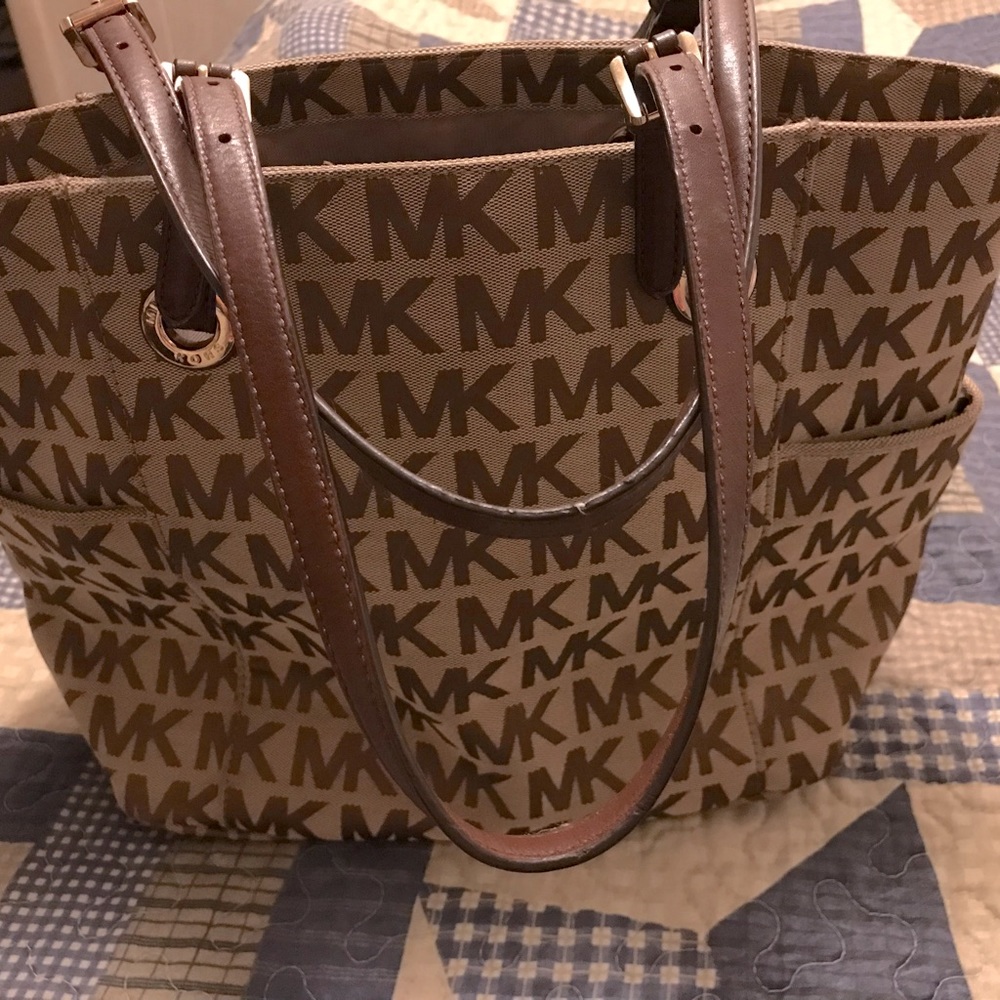 MK jet set purse